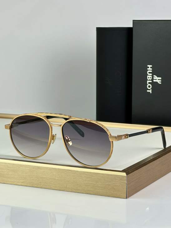 Picture of Hublot Sunglasses _SKUfw72111609fw